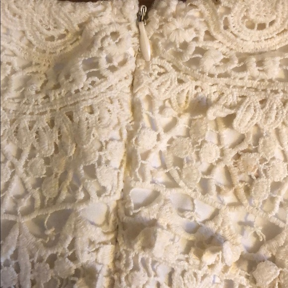 Lace shorts - Picture 4 of 7